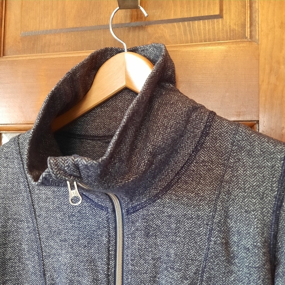 Lululemon Daily Yoga Jacket Herringbone Black Swan Zipper Jacket W4A48S Size 6 - Picture 9 of 15